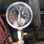 Measuring engine compression on Niva