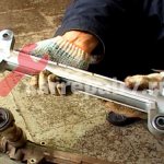 How to replace a steering rack with your own hands