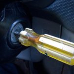 how to start Lada Priora without an ignition key