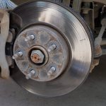Anti-squeak brake pads
